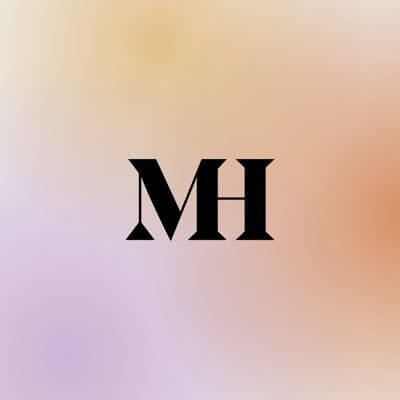 A favicon of Moment House